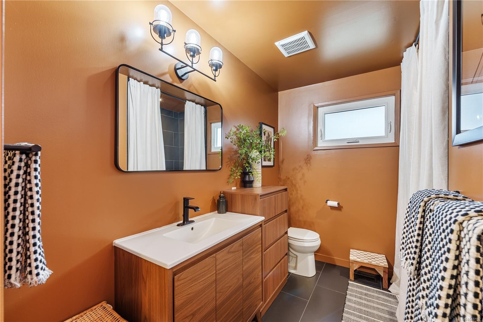 2355 Wild Dove Rd, Nanaimo, BC