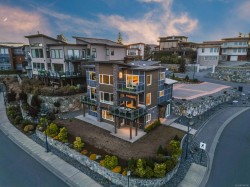 2209 Navigators Rise Langford, BC V9B 0P4