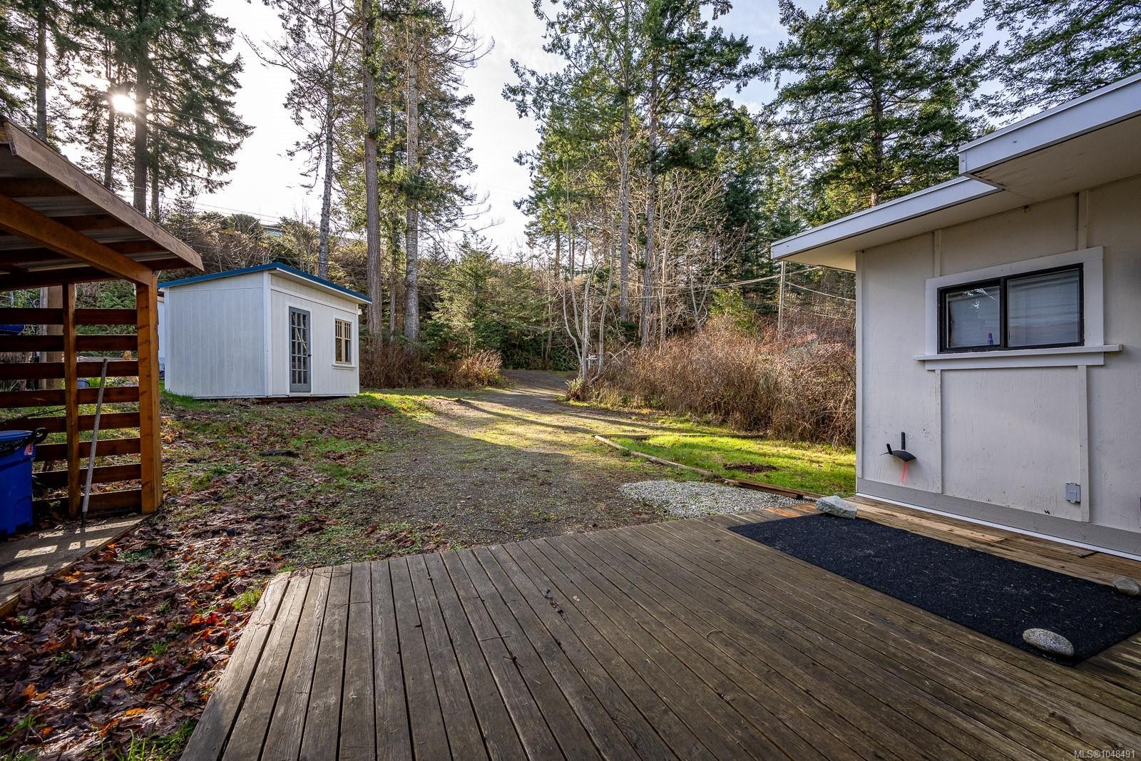 1426 Wilkinson Rd, Comox, BC