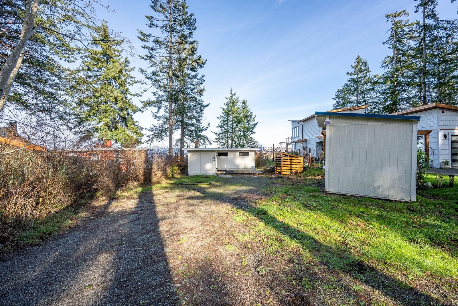 1426 Wilkinson Rd, Comox, BC