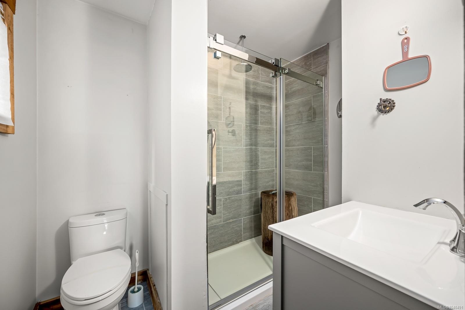 1426 Wilkinson Rd, Comox, BC