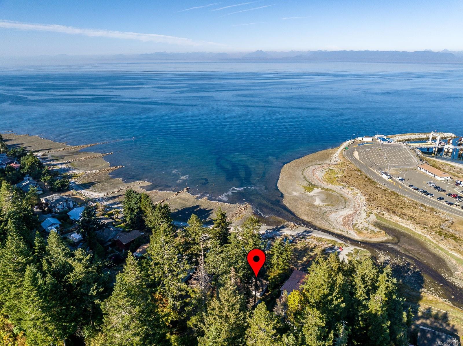 1426 Wilkinson Rd, Comox, BC