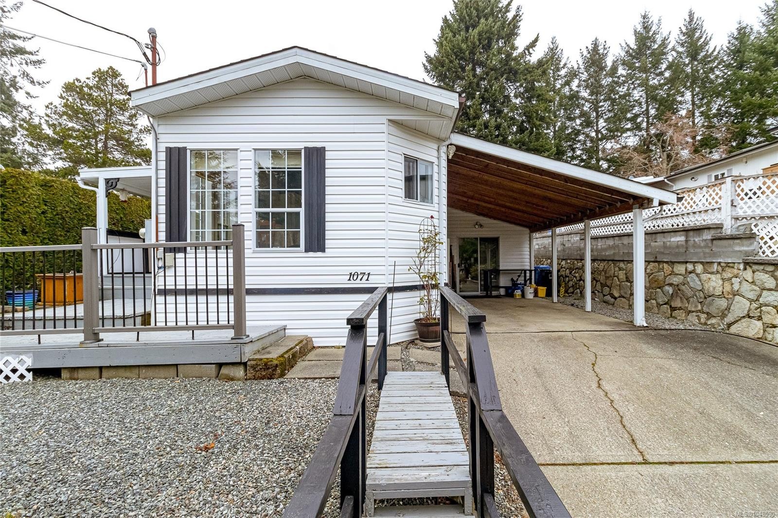 1071 Bourban Rd, Mill Bay, BC