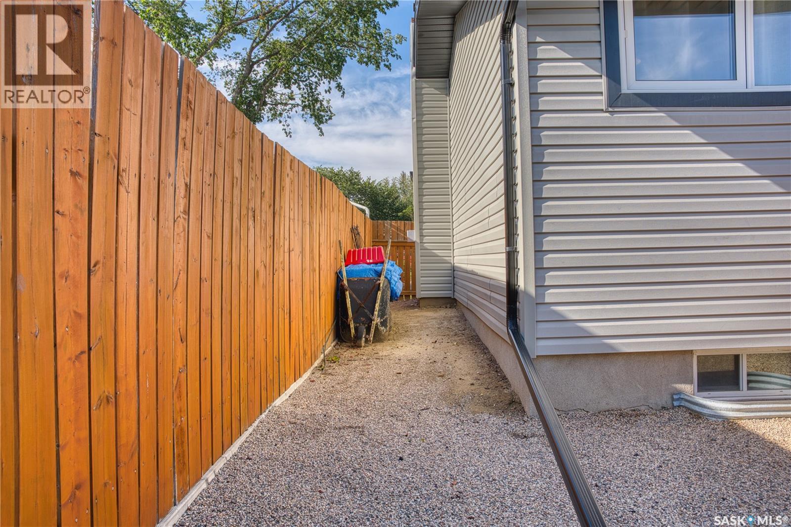 239 Rodenbush Drive, Regina, SK