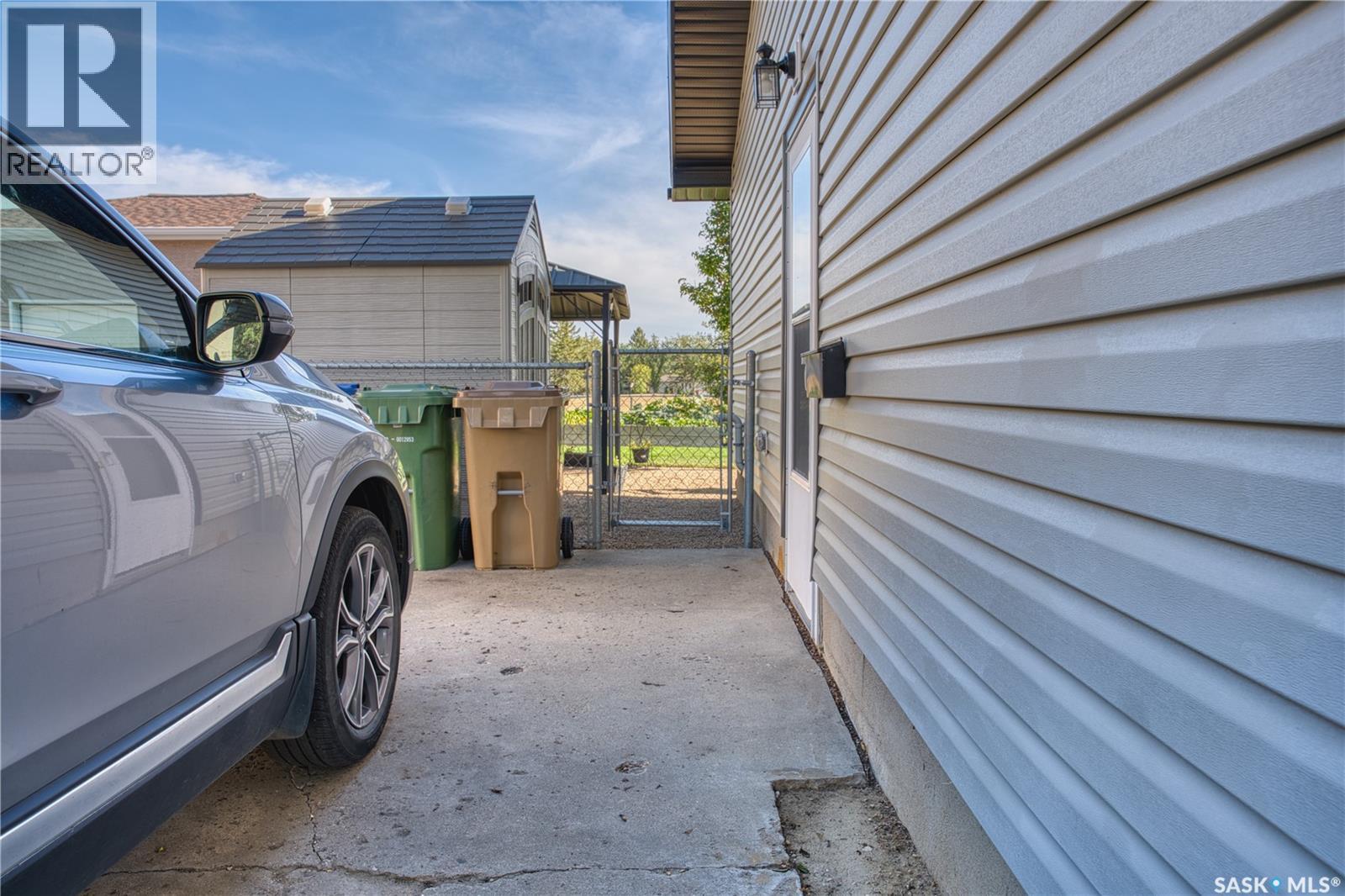 239 Rodenbush Drive, Regina, SK