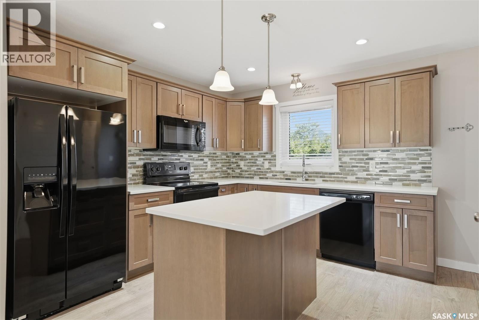 326 Maningas Bend, Saskatoon, SK
