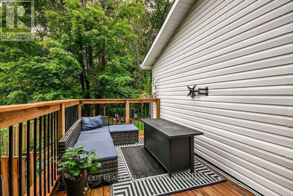 27 Nida Drive, Tiny, ON