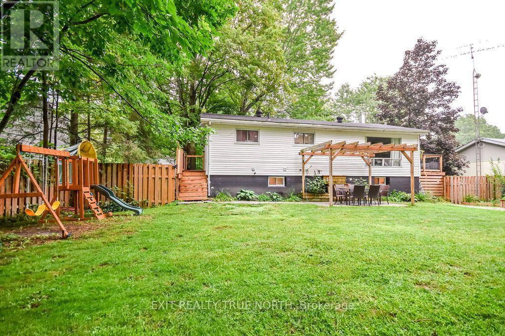27 Nida Drive, Tiny, ON