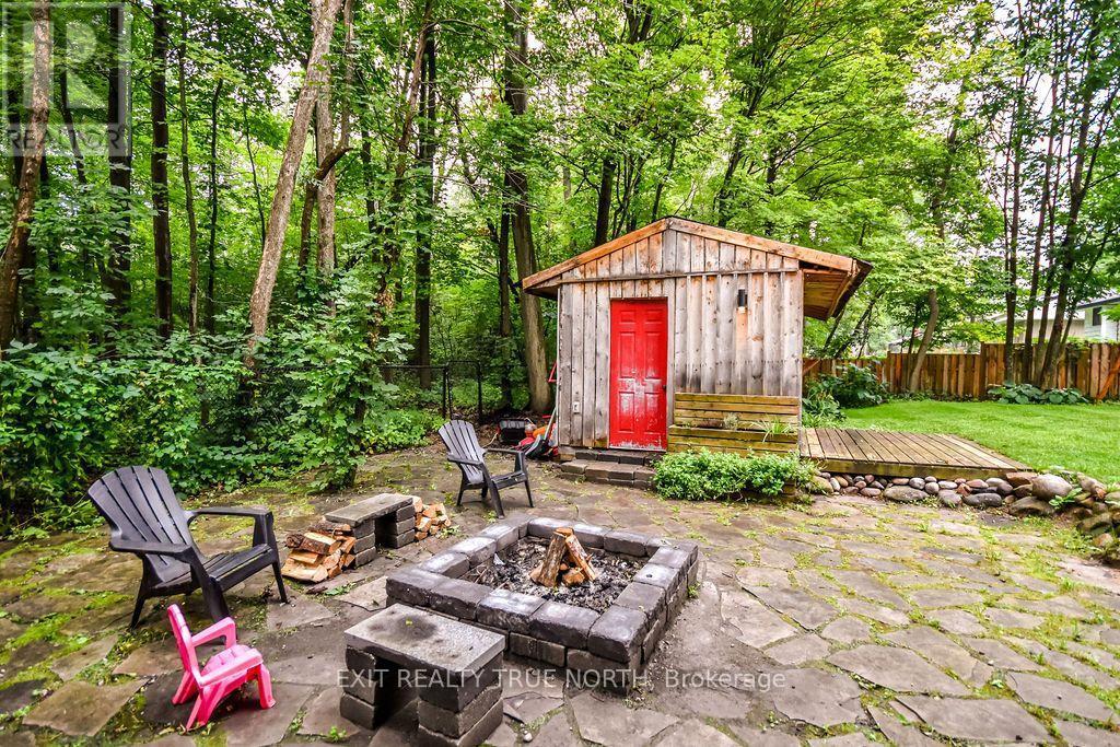 27 Nida Drive, Tiny, ON