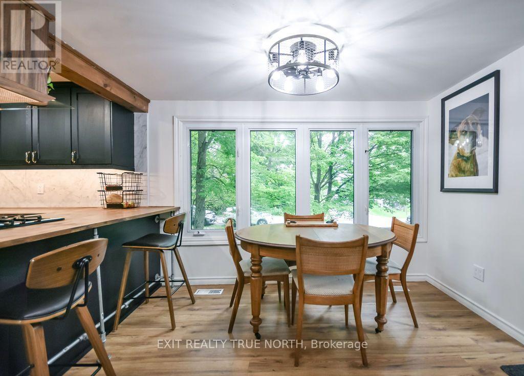 27 Nida Drive, Tiny, ON