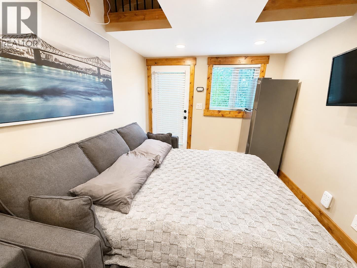 3981 Eagle Bay Road, Eagle Bay, BC