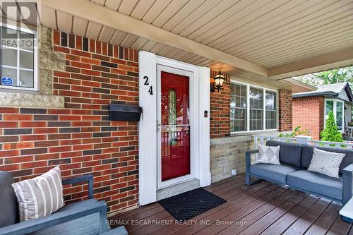 24 Castlefield Drive, Hamilton, ON 