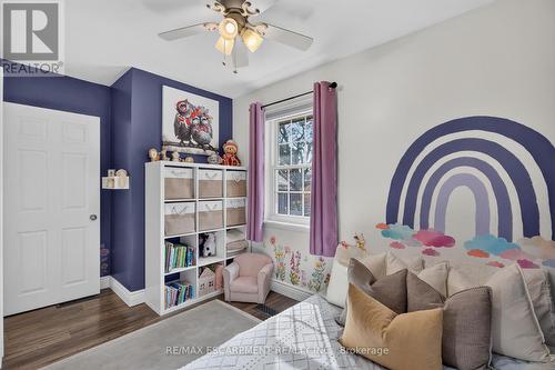 24 Castlefield Drive, Hamilton, ON 