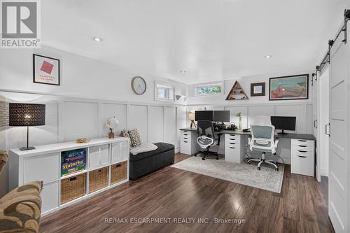 24 Castlefield Drive, Hamilton, ON 