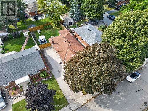 24 Castlefield Drive, Hamilton, ON 