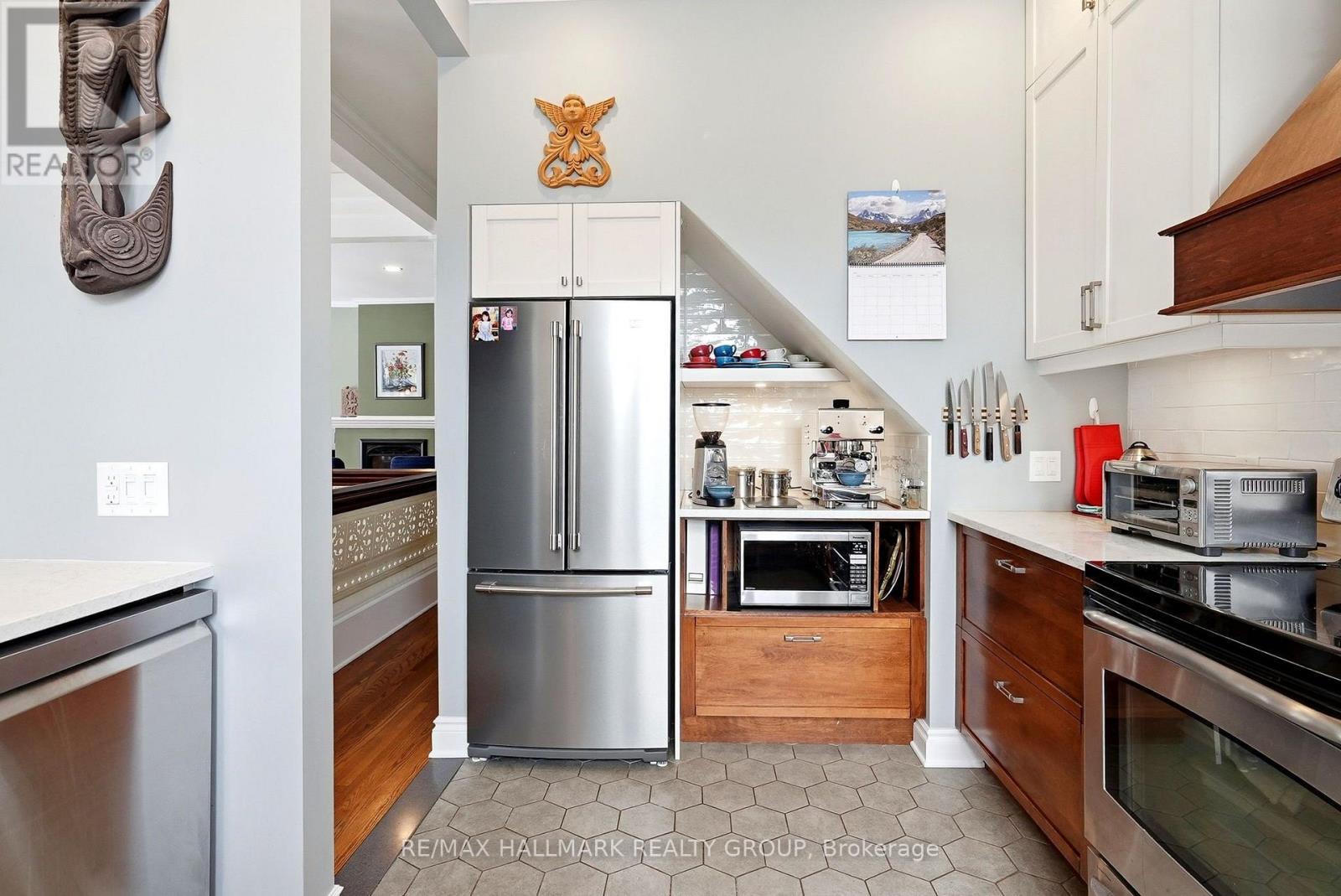 53 Scrivens Street, Ottawa, ON