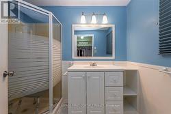 Ensuite bathroom - 