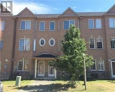 15 AZALEA GATE WAY Markham, ON L3T 7T9