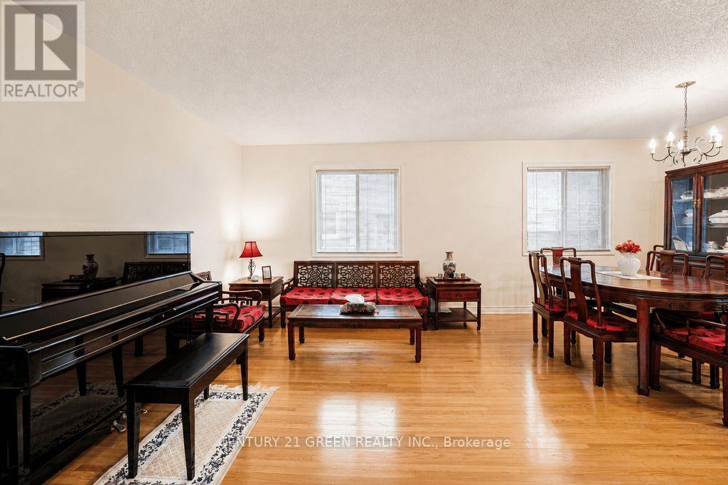 1446 Grossi Street, Mississauga, ON