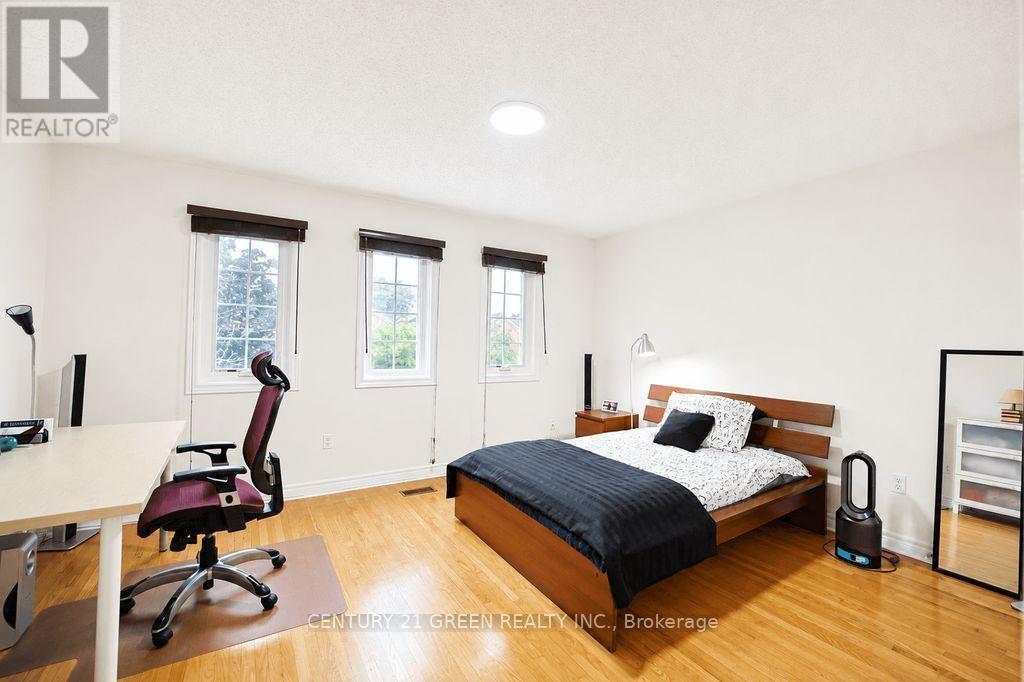 1446 Grossi Street, Mississauga, ON