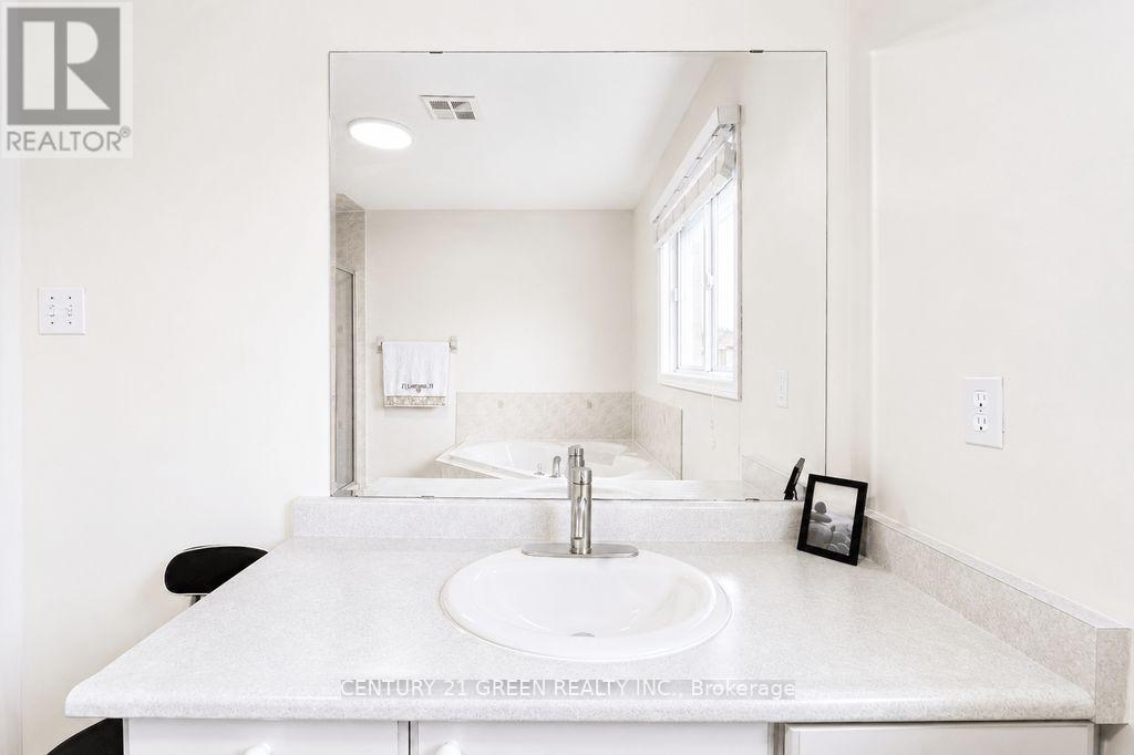 1446 Grossi Street, Mississauga, ON