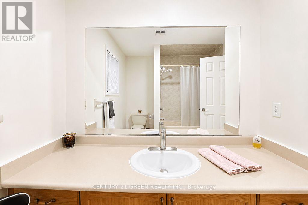 1446 Grossi Street, Mississauga, ON