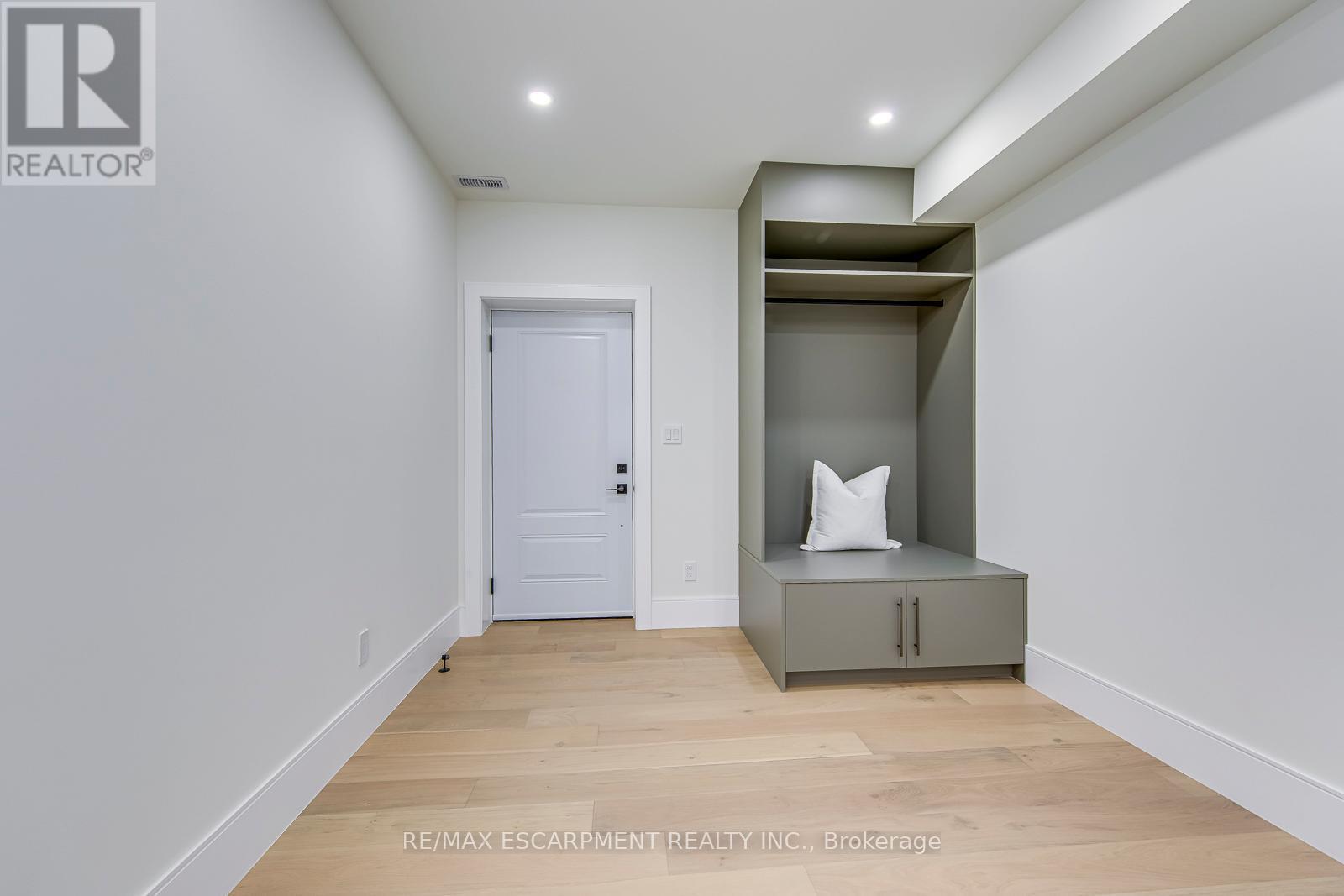 1411 Mountain Grove Avenue, Burlington, ON