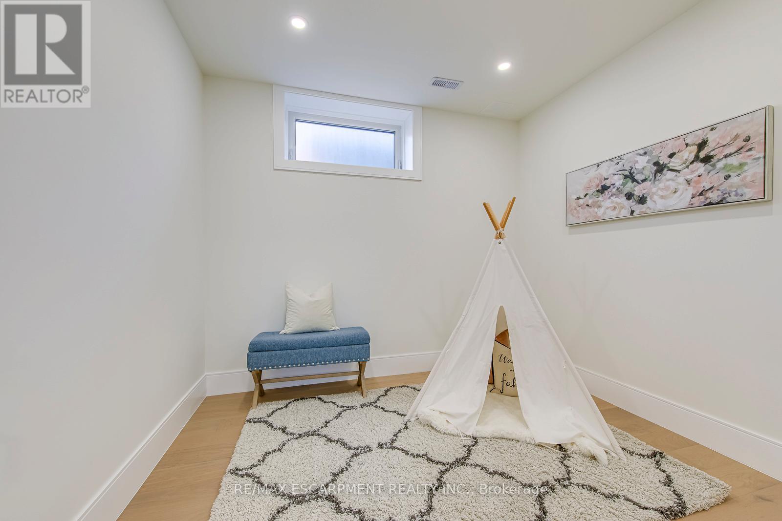 1411 Mountain Grove Avenue, Burlington, ON