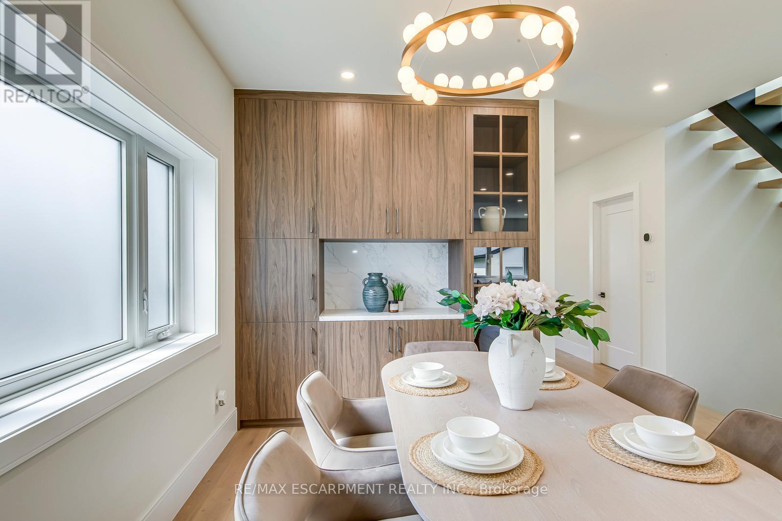 1411 Mountain Grove Avenue, Burlington, ON