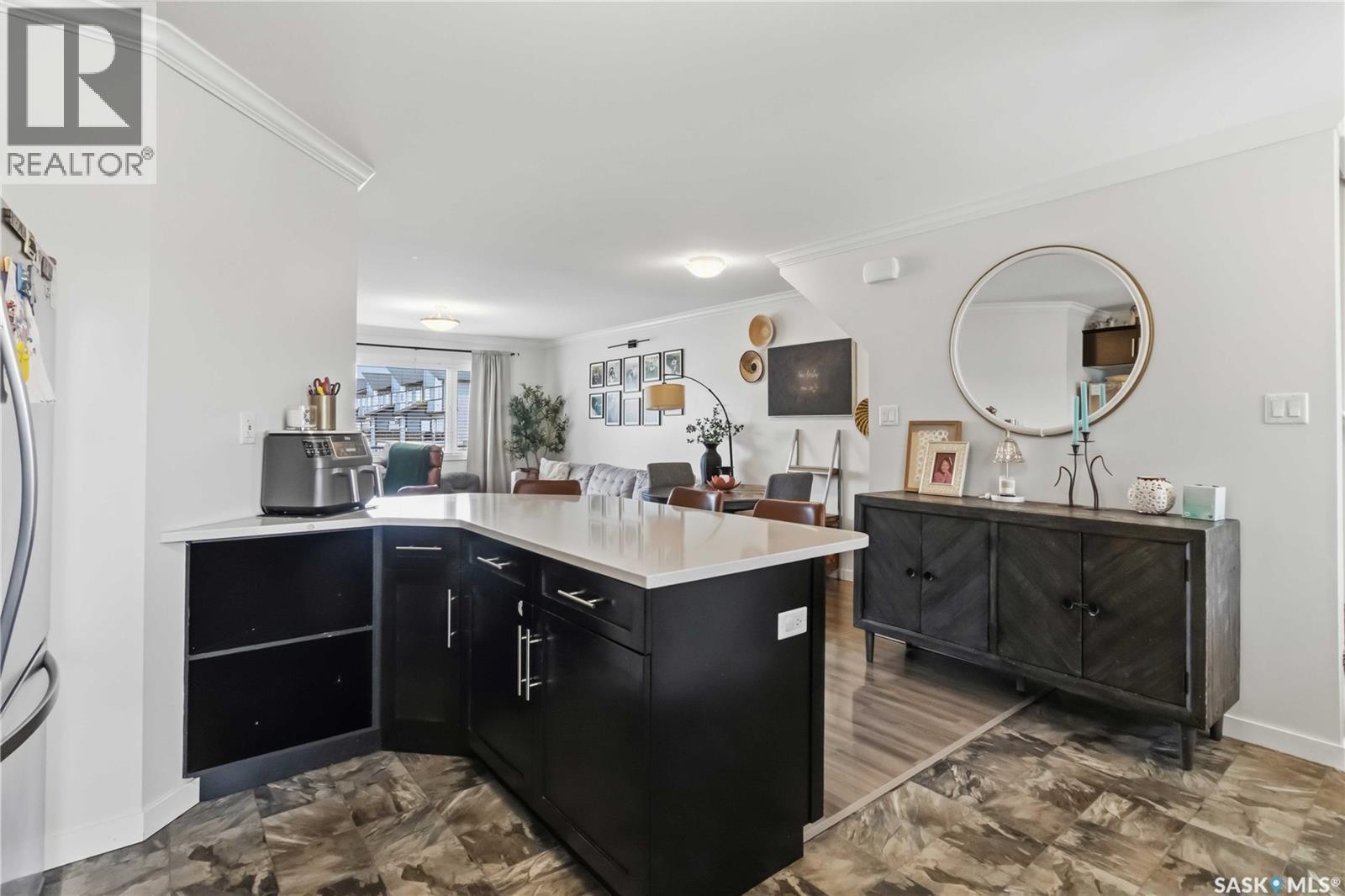 257 250 Akhtar Bend, Saskatoon, SK