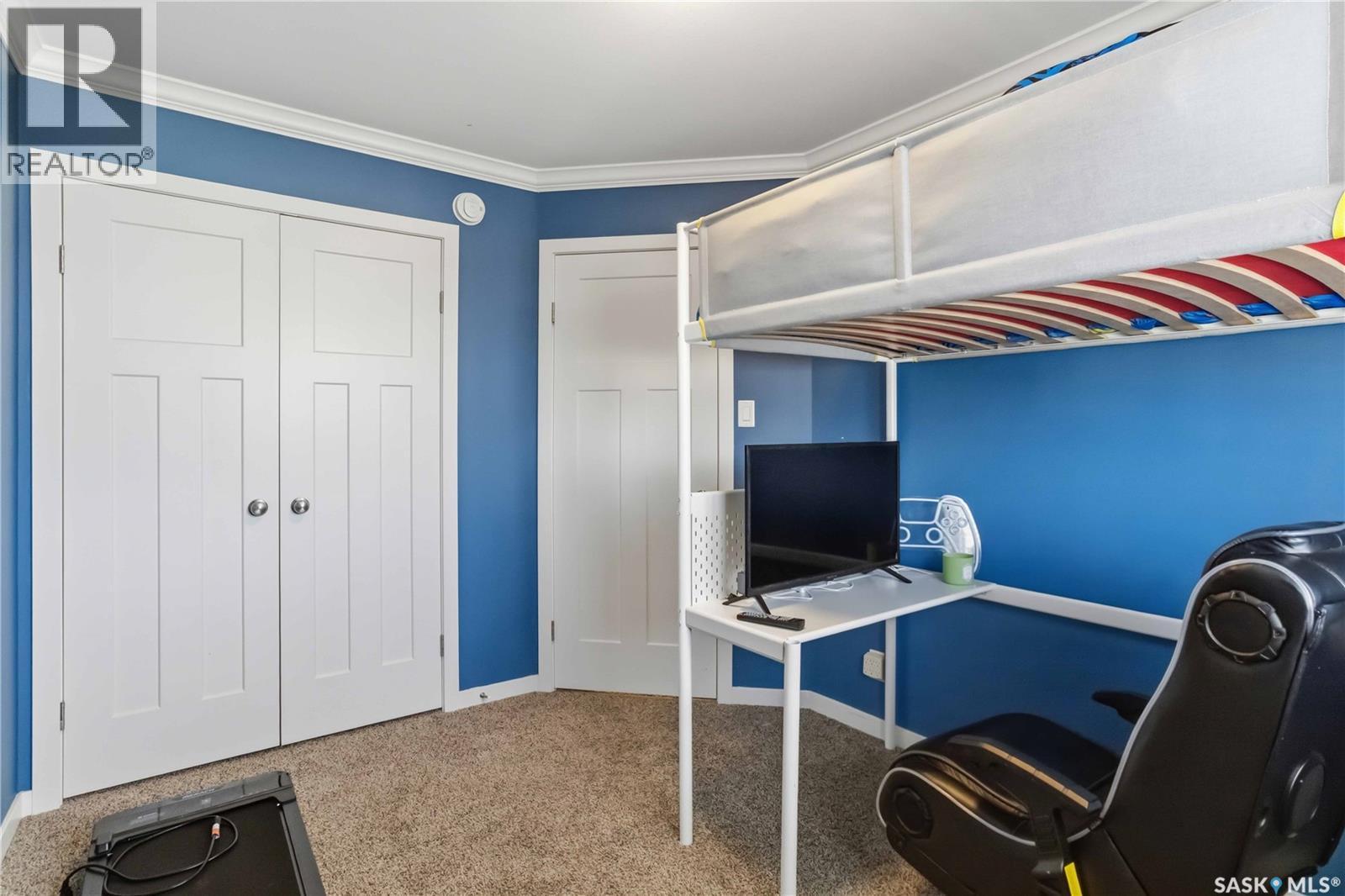 257 250 Akhtar Bend, Saskatoon, SK