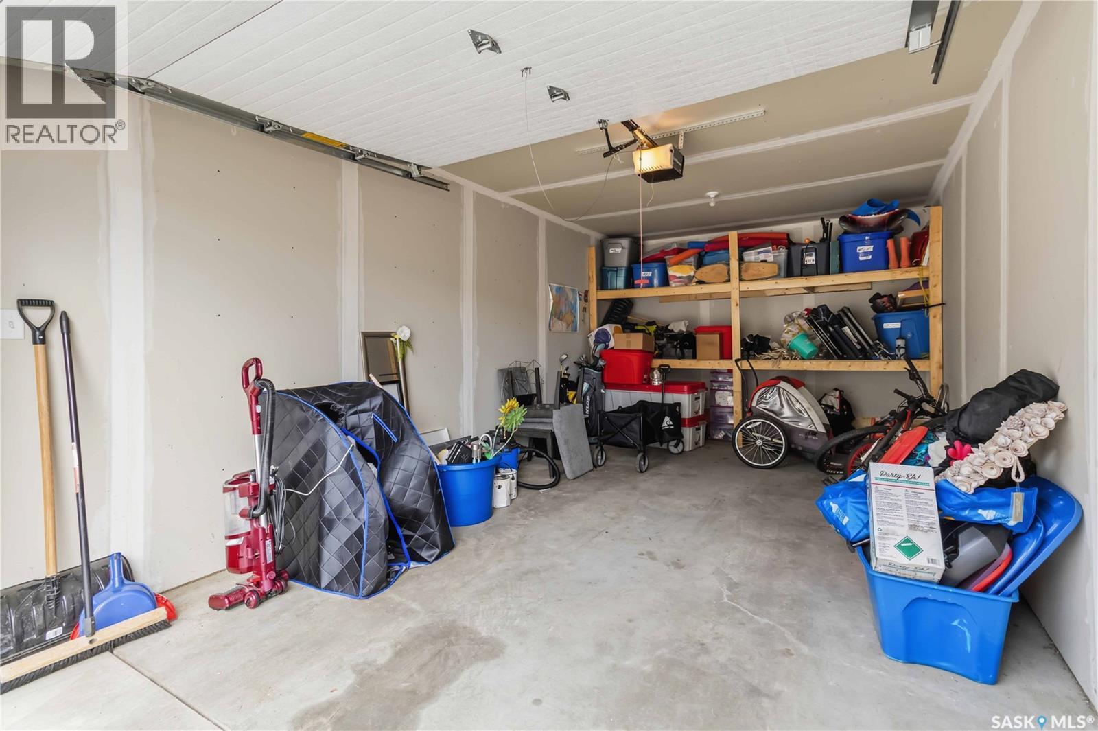 257 250 Akhtar Bend, Saskatoon, SK