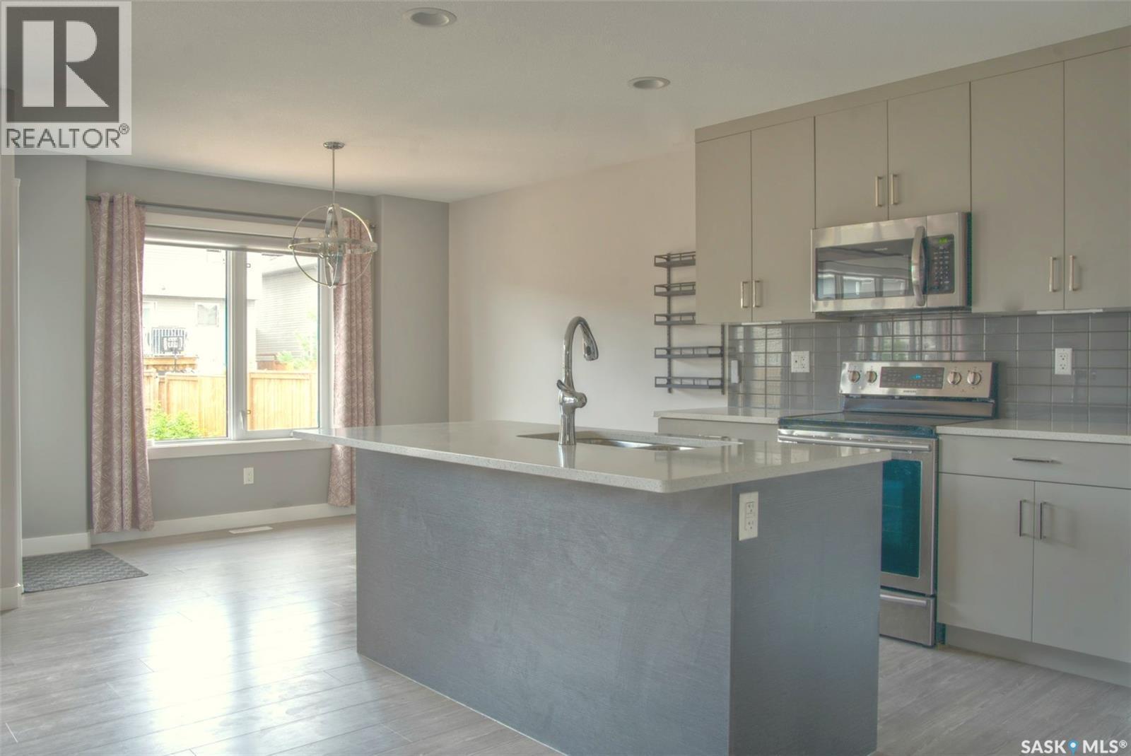 341 Germain Manor, Saskatoon, SK