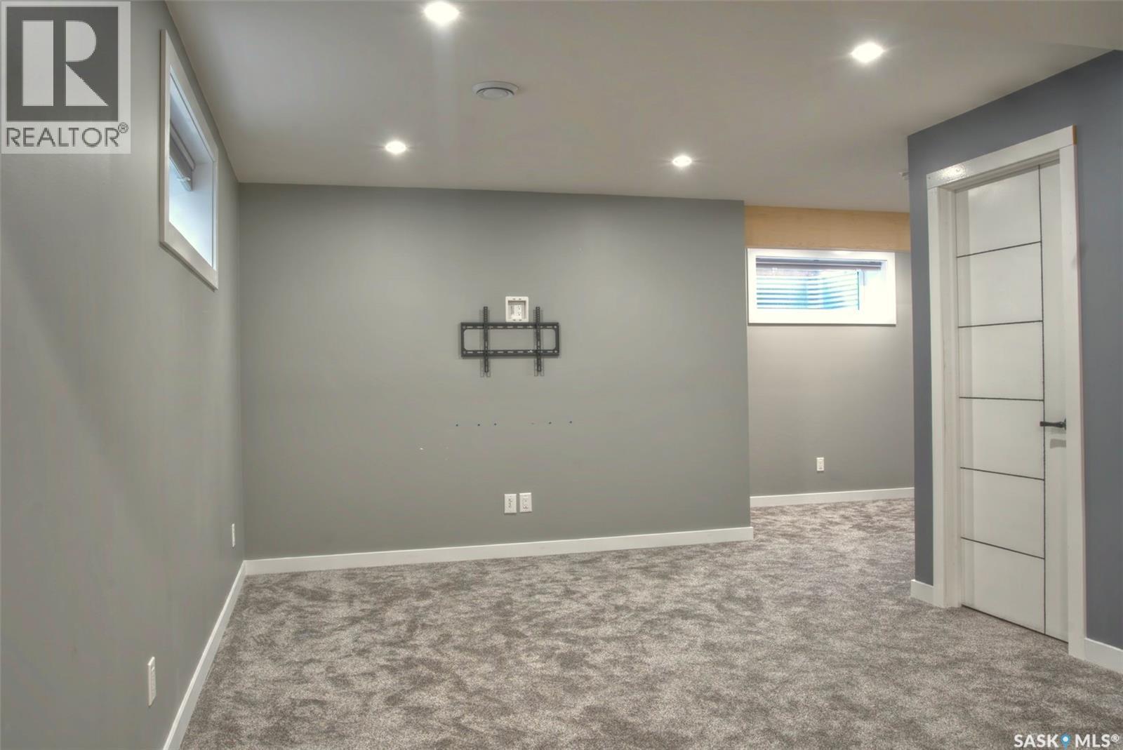 341 Germain Manor, Saskatoon, SK