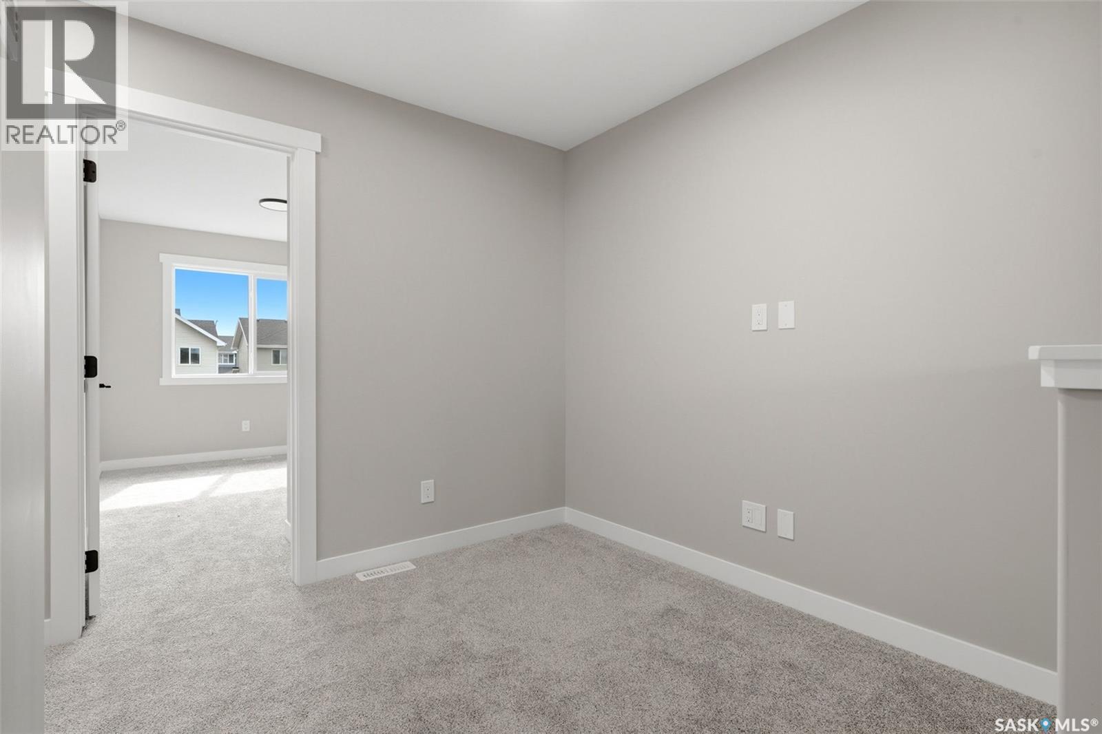 4505 Arens Road E, Regina, SK