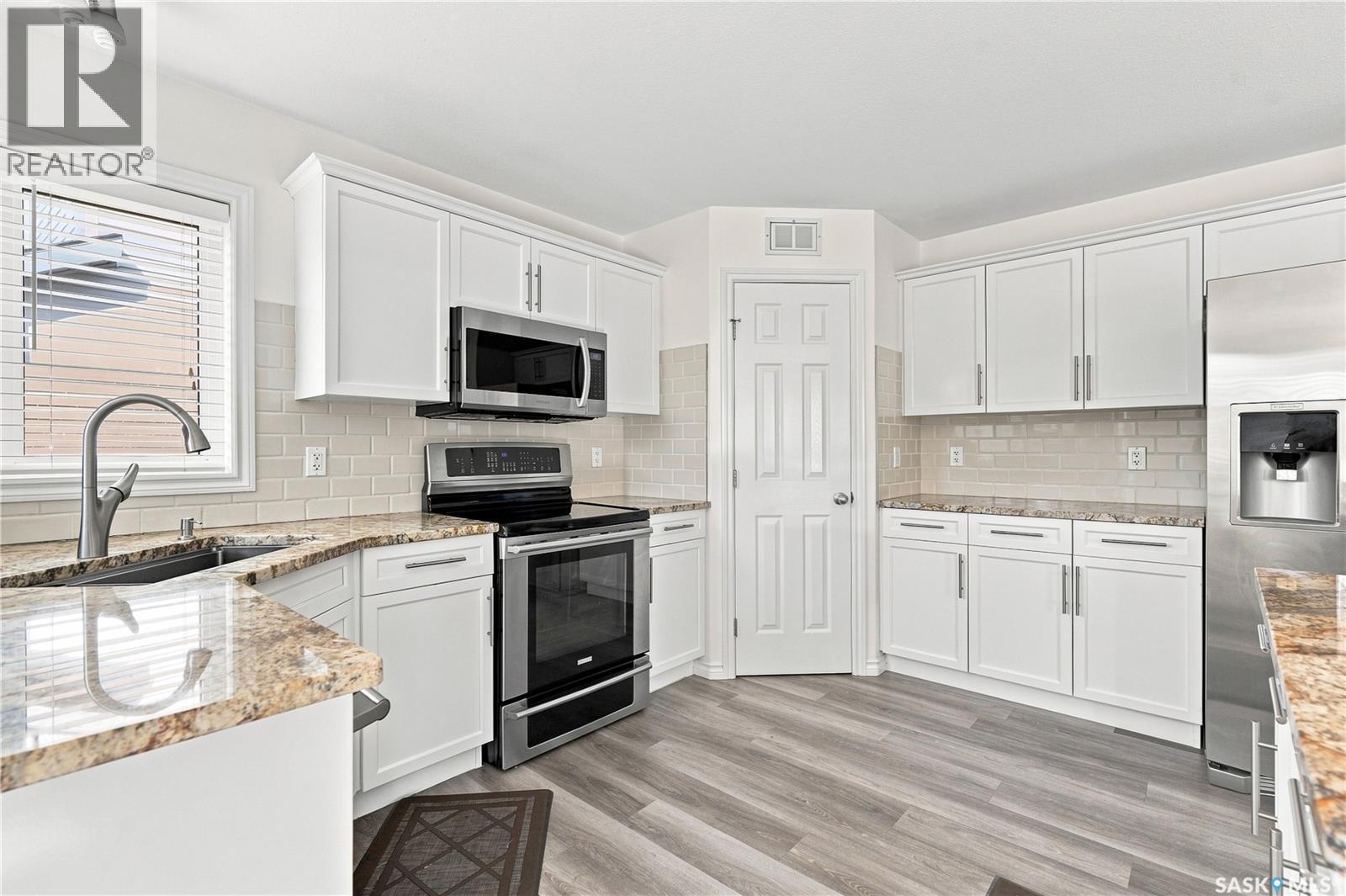 114 Levalley Cove, Saskatoon, SK