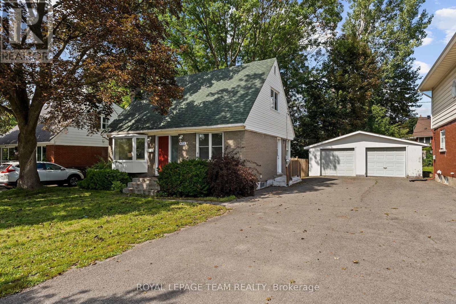 873 Smyth Road, Ottawa, ON