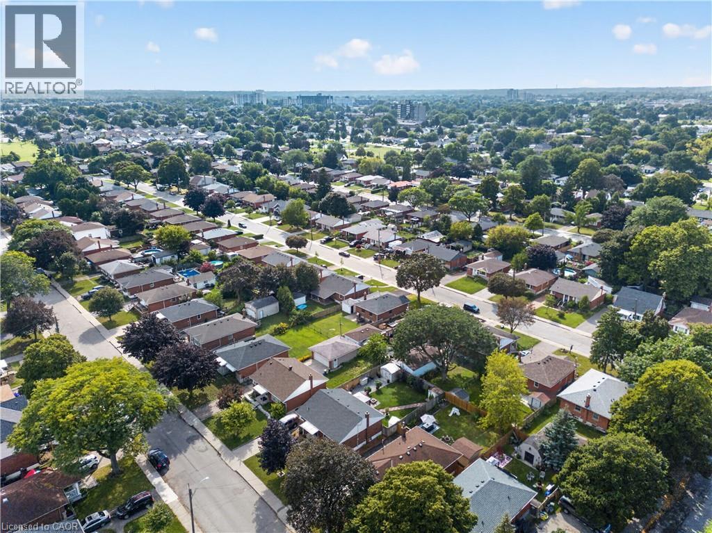 Additional content - 24 Castlefield Drive, Hamilton, ON