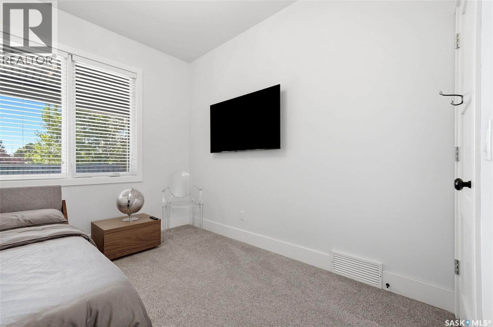 2435 Linner Bay, Regina, SK