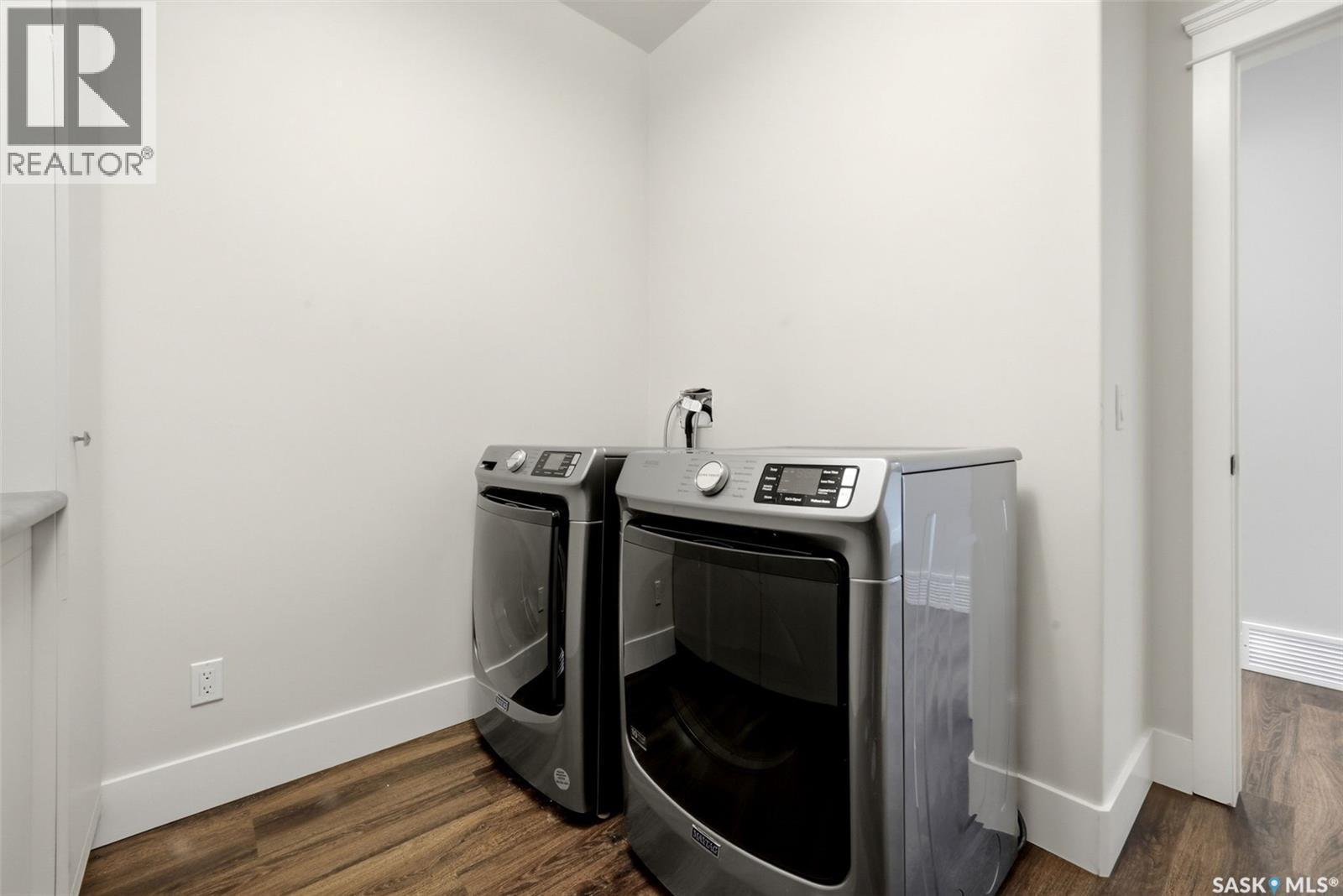 2435 Linner Bay, Regina, SK