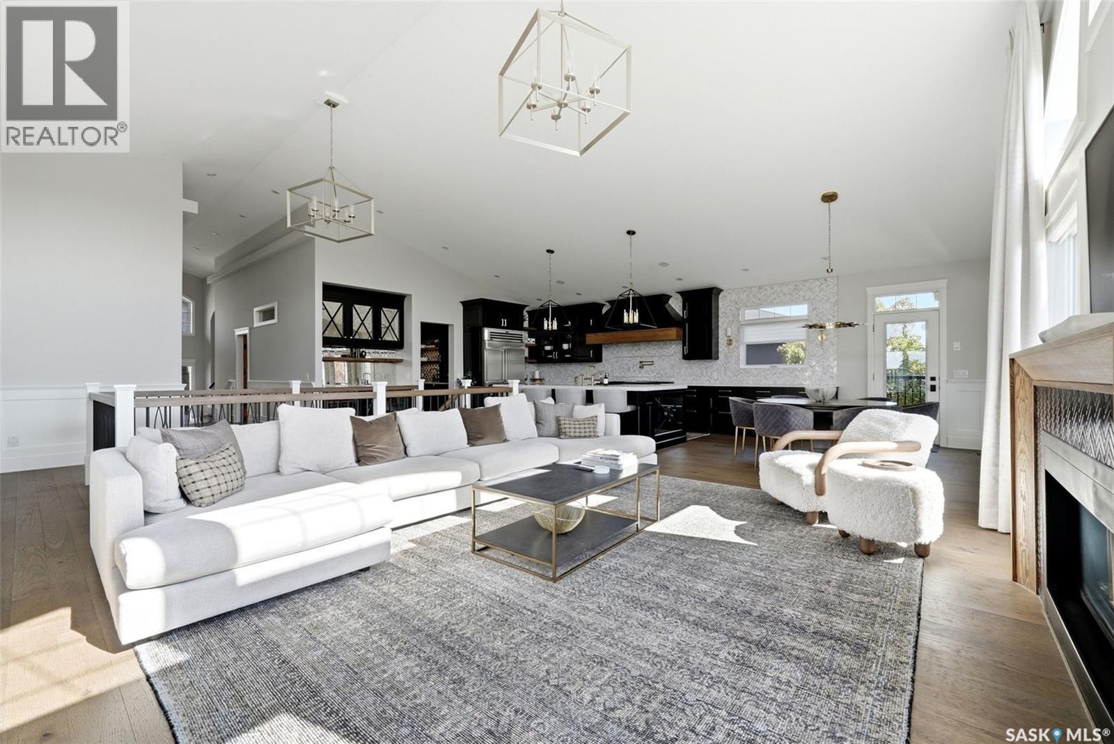 2435 Linner Bay, Regina, SK