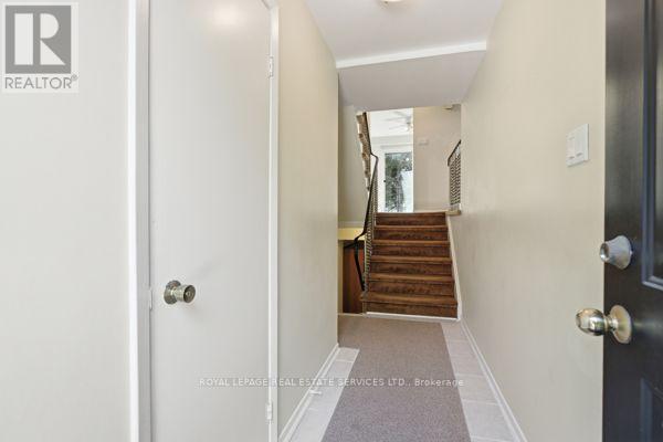 29 Silver Shadow Path, Toronto, ON