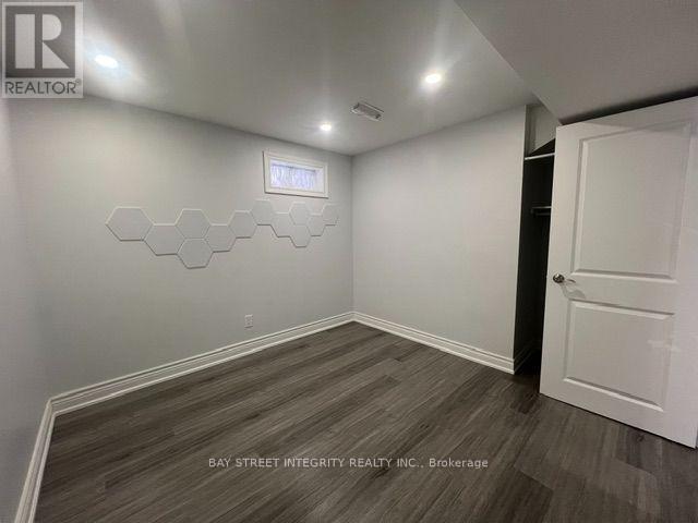 4736 Wild Rose Street, Mississauga, ON