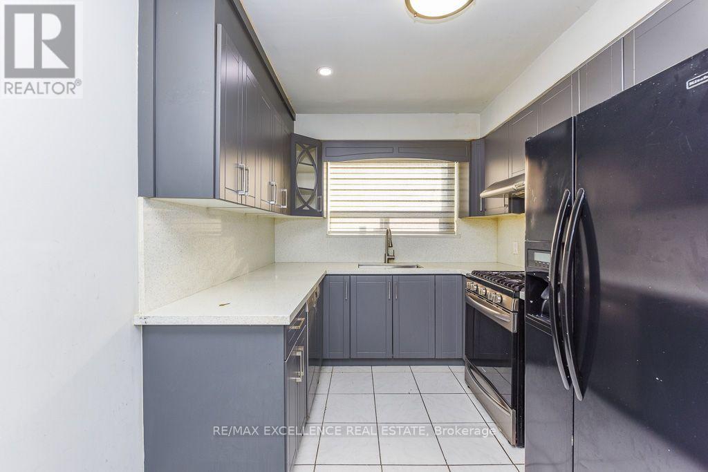 7150 Minotola Avenue, Mississauga, ON