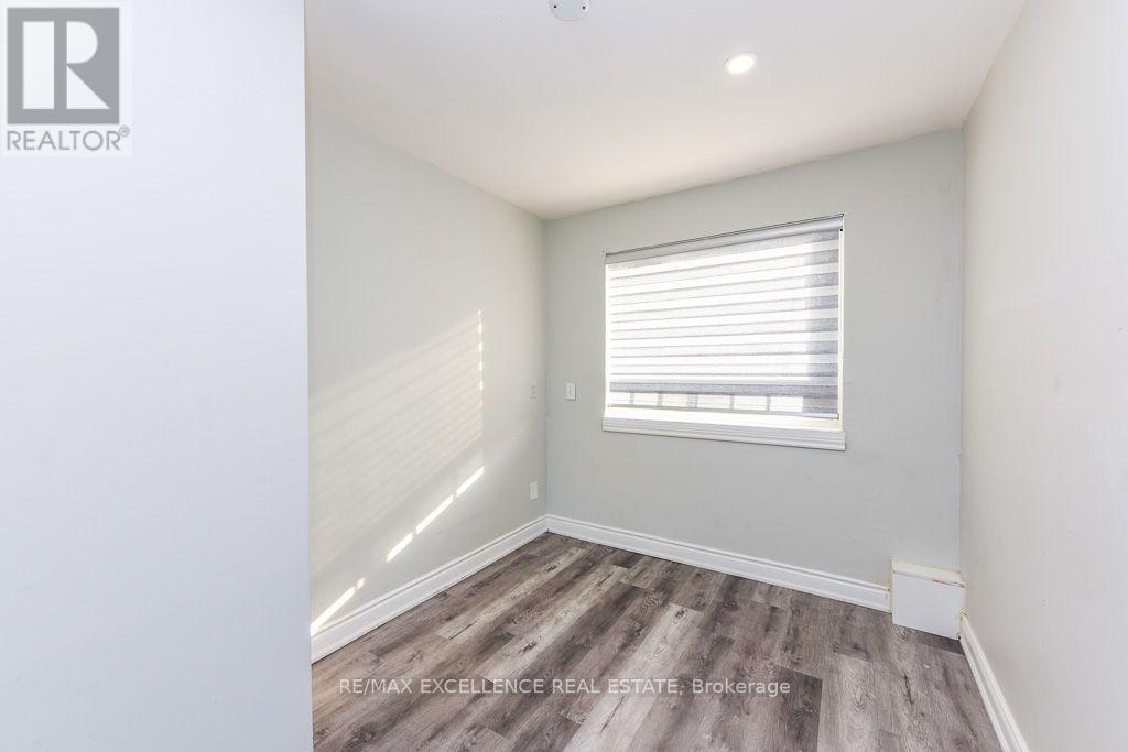 7150 Minotola Avenue, Mississauga, ON