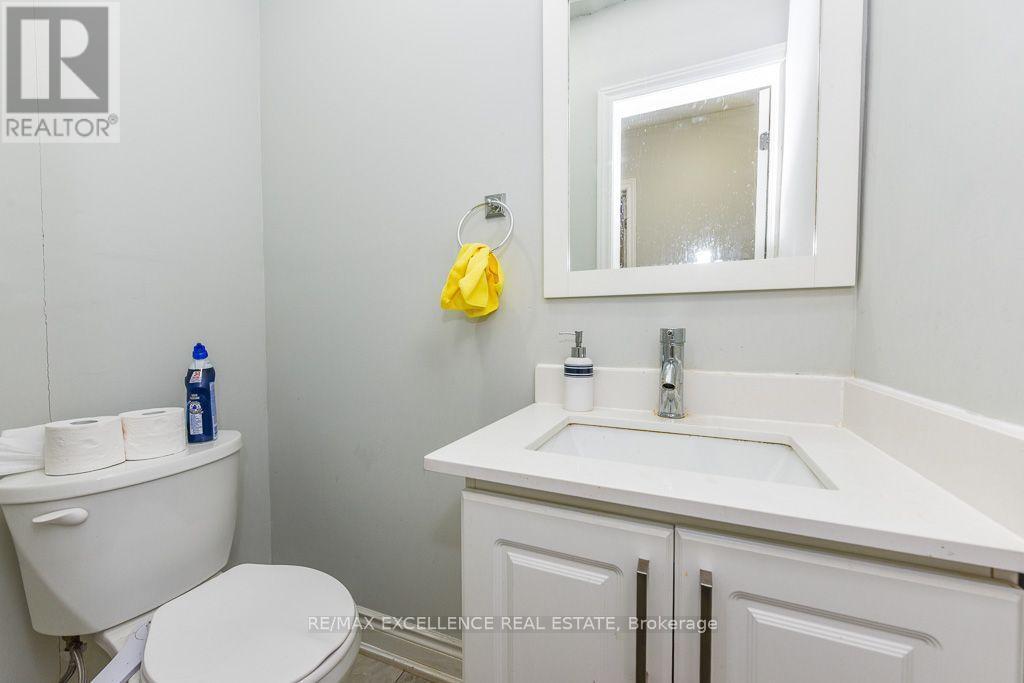 7150 Minotola Avenue, Mississauga, ON