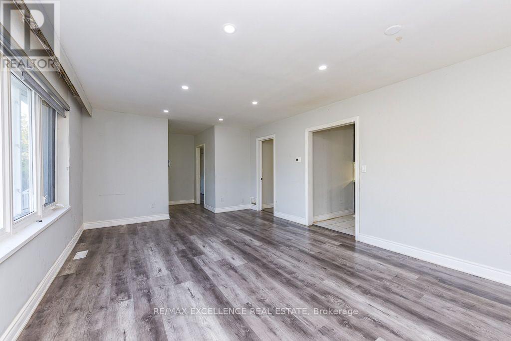 7150 Minotola Avenue, Mississauga, ON