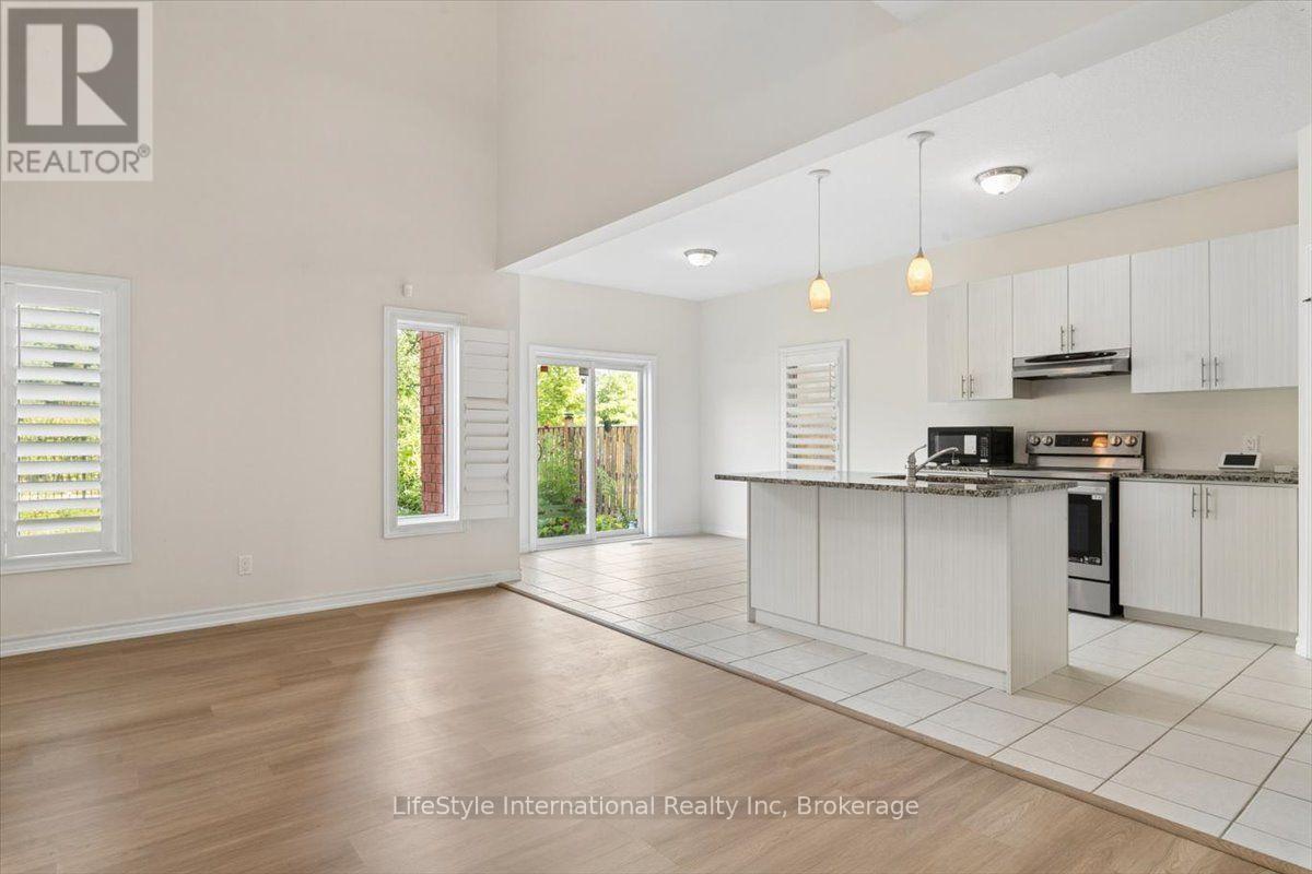 242 Moorlands Crescent, Kitchener, ON