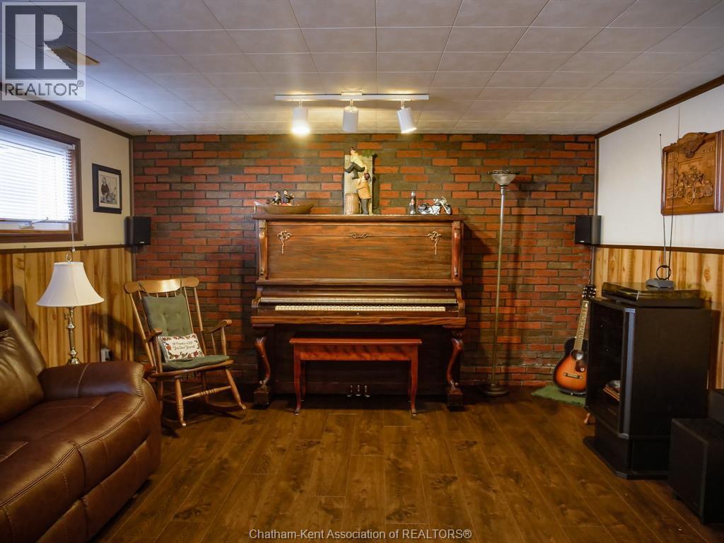 61 Vanier Drive, Chatham, ON