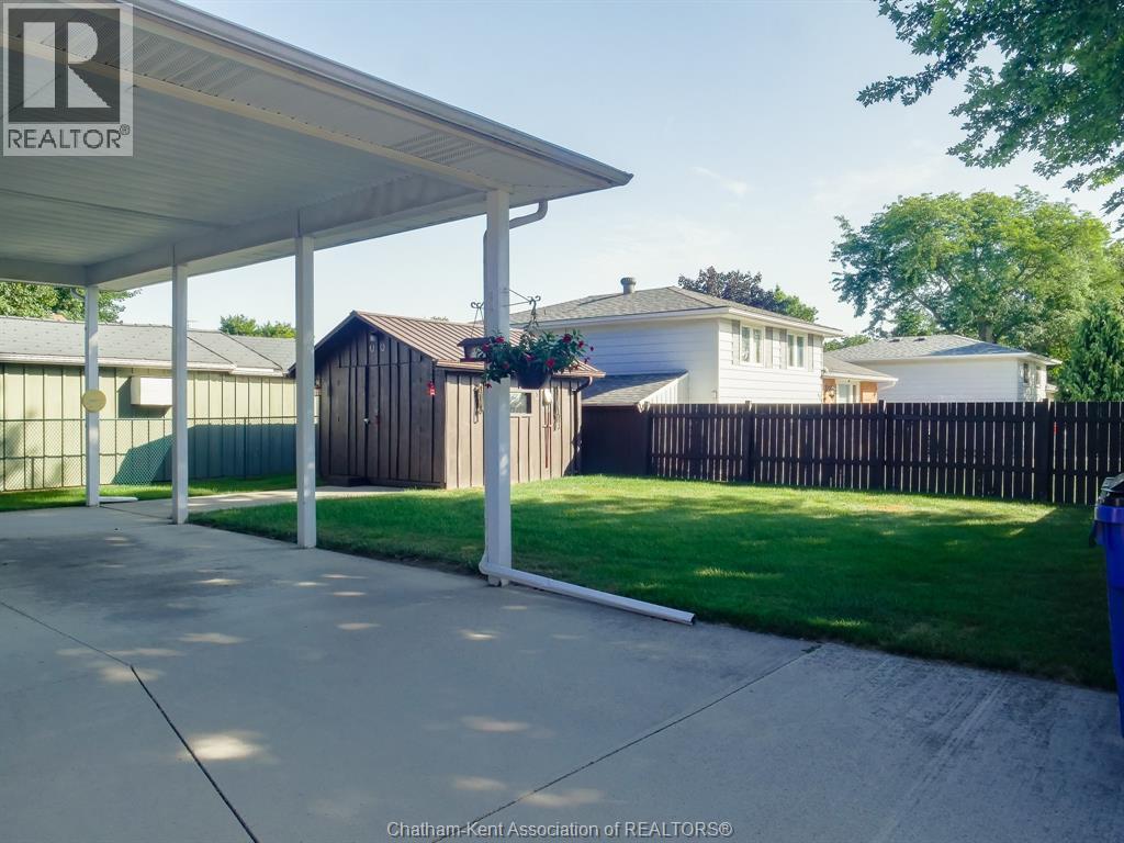 61 Vanier Drive, Chatham, ON